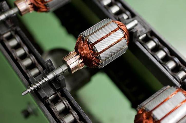 Κέντρο παραγωγής κινητήρων3